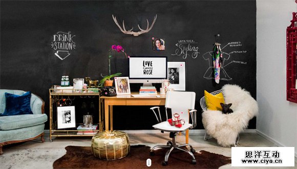 高大上！一组工作台背景的网站设计欣赏