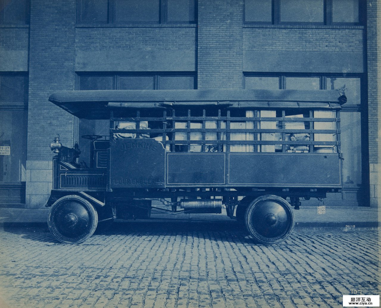 tumblr_mrnp9c6lEe1sfie3io1_550