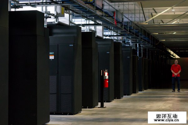 全球15亿用户的账户信息都在这里：Facebook首个数据中心