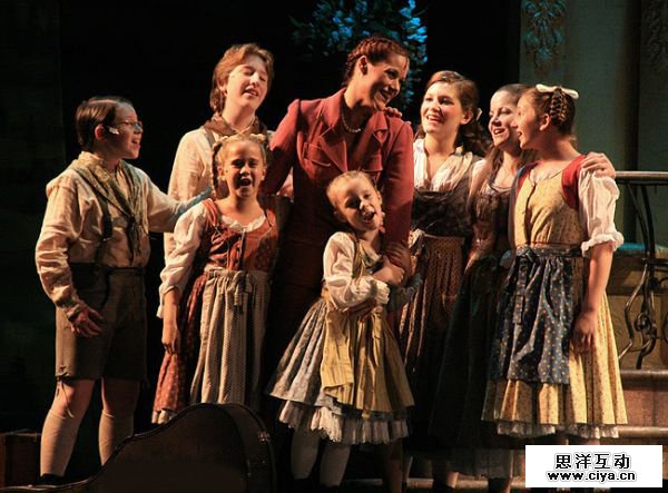 查看《荷苗小剧场》原图，原图尺寸：600x443